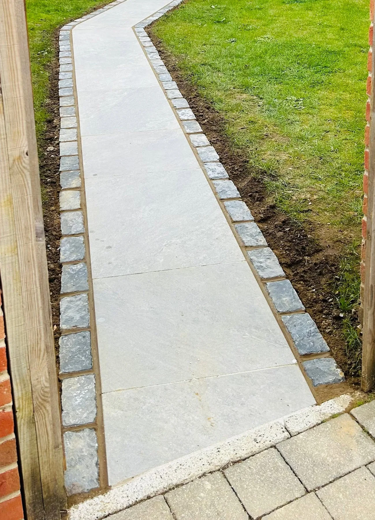 porcelain path granite sett edging reading - Porcelain Patio with Granite Sett Edging in Reading