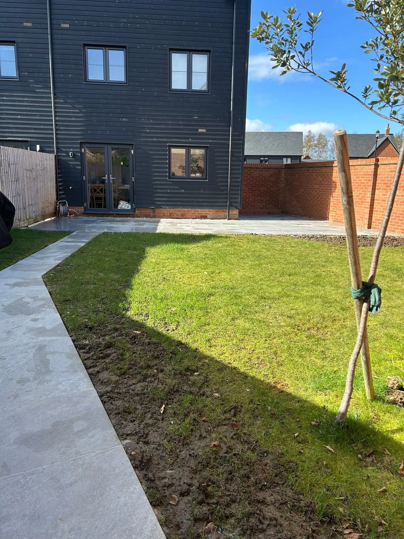 porcelain patio and garden path reading - Porcelain Patio with Granite Sett Edging in Reading