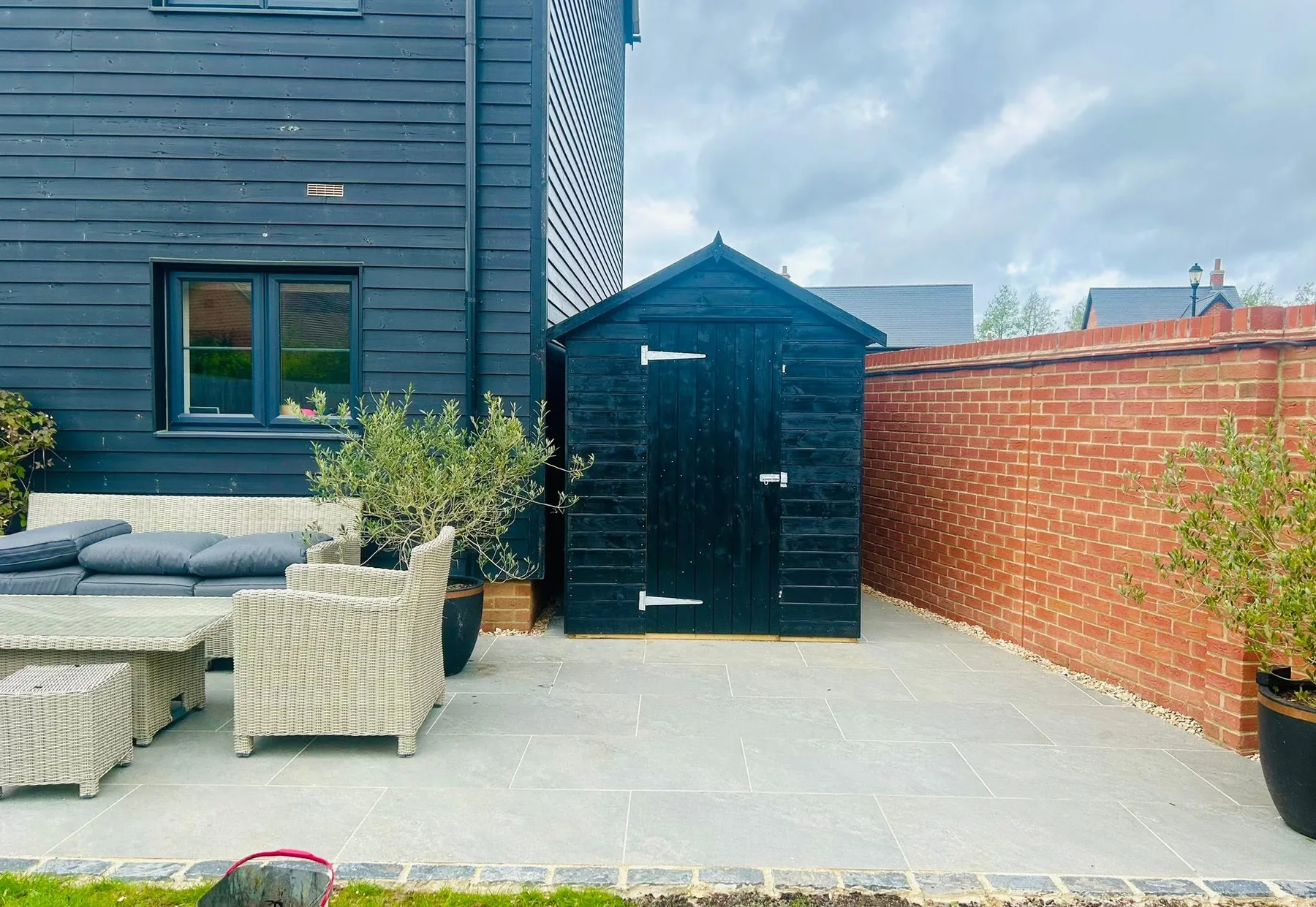 porcelain patio shed base reading - Porcelain Patio with Granite Sett Edging in Reading